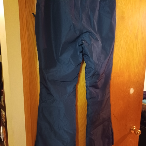 Roxy Black Women's Snow Pants Bootcut Size Large New W/O Tags - Picture 5 of 7